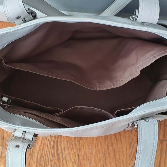 White Vintage COACH Large Tote Leather Bag (No. K0669-F10288) - Picture 8 of 8